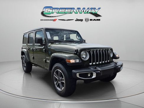 Used 2023 Jeep Wrangler Unlimited Sahara AWD/4WD image 1