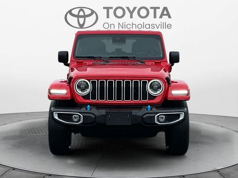 Used 2024 Jeep Wrangler Unlimited Sahara AWD/4WD image 9