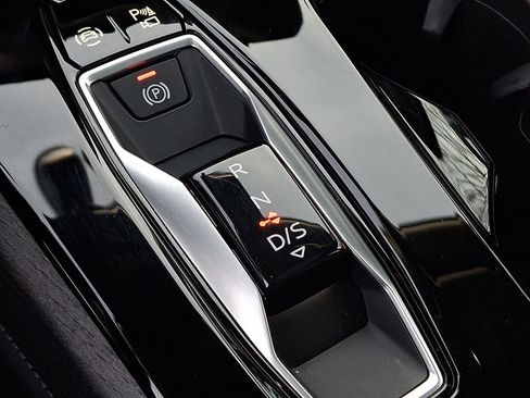 Certified 2025 Audi A5 2.0T Prestige image 15