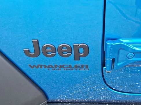 Used 2022 Jeep Wrangler Unlimited Willys image 19