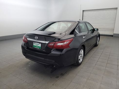 Used 2018 Nissan Altima 2.5 S w/ S Convenience Package image 9