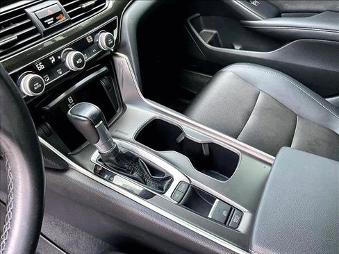 Used 2019 Honda Accord Sport image 15