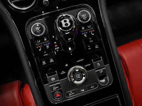 Used 2022 Bentley Continental GT image 57