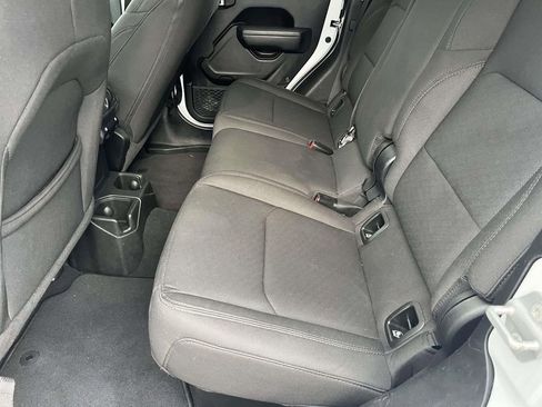 Used 2023 Jeep Gladiator Sport image 22