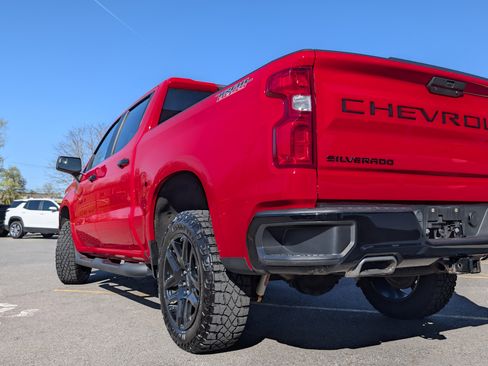 Used 2021 Chevrolet Silverado 1500 LT Trail Boss w/ Bed Protection Package AWD/4WD image 7