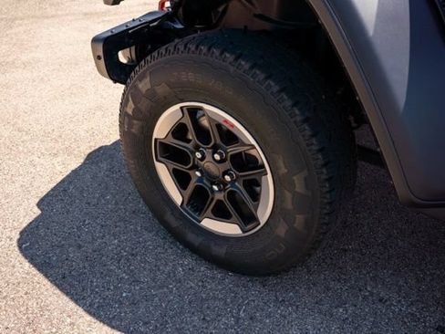 Used 2018 Jeep Wrangler Unlimited Rubicon AWD/4WD image 12