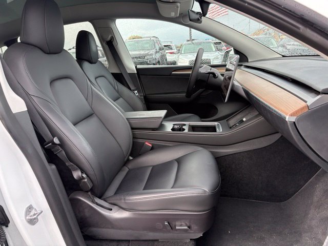Used 2023 Tesla Model Y Long Range AWD/4WD image 11