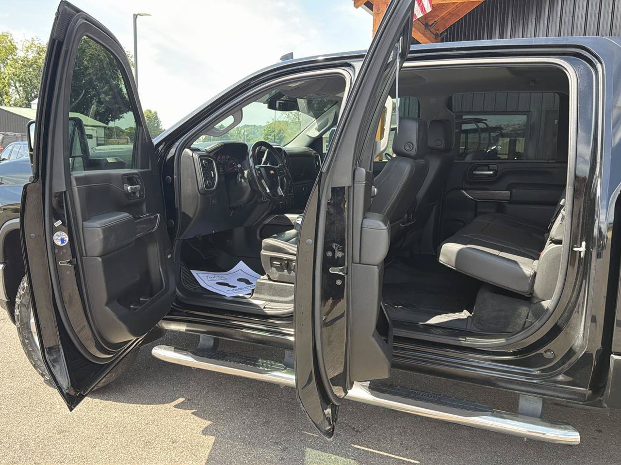 Used 2021 Chevrolet Silverado 2500 LTZ AWD/4WD image 7