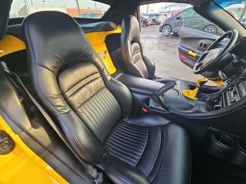 Used 2003 Chevrolet Corvette Convertible w/ Preferred Equipment Group1 image 23