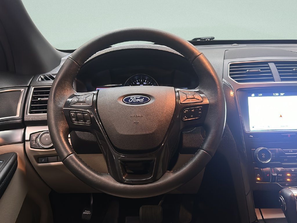 Used 2019 Ford Explorer XLT w/ Equipment Group 202A AWD/4WD image 24