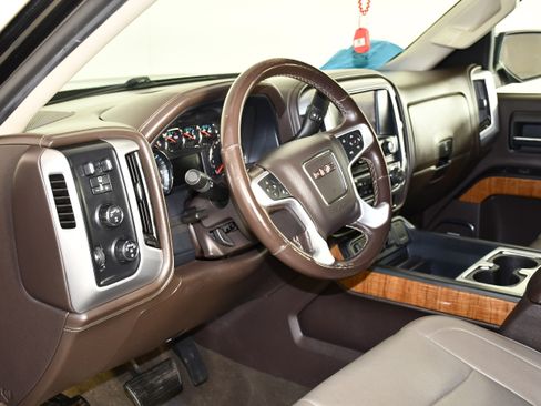 Used 2017 GMC Sierra 1500 SLT w/ SLT Premium Package AWD/4WD image 28