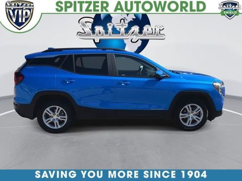 Certified 2024 GMC Terrain SLE w/ Driver Convenience Package FWD image 10