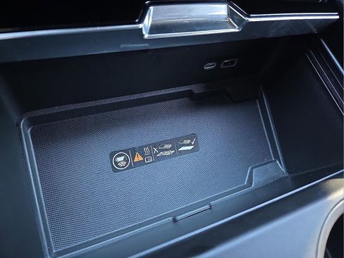 Used 2026 GMC Yukon AT4 Ultimate w/ LPO, Floor Liner Package image 21