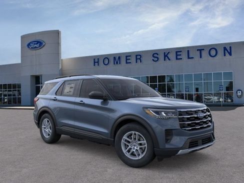 New 2026 Ford Explorer Active RWD image 7