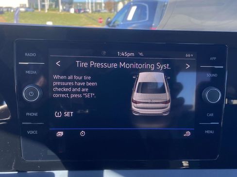 New 2026 Volkswagen Jetta SE FWD image 25