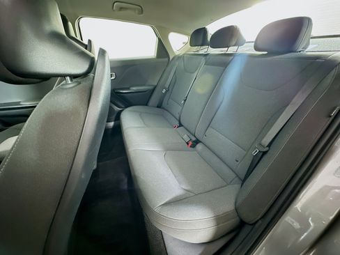 Used 2025 Kia K4 LXS image 26