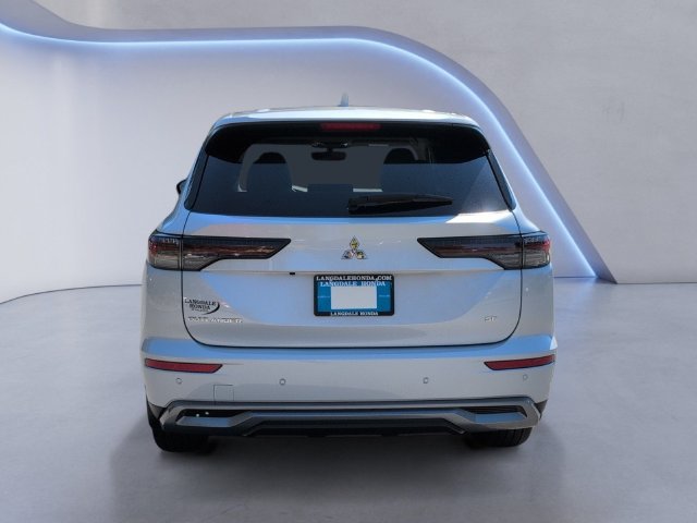 Used 2025 Mitsubishi Outlander SE FWD image 8