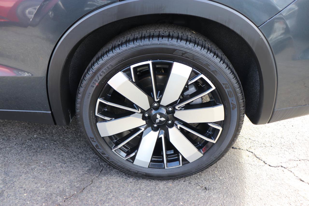 Used 2025 Mitsubishi Outlander SE FWD image 63
