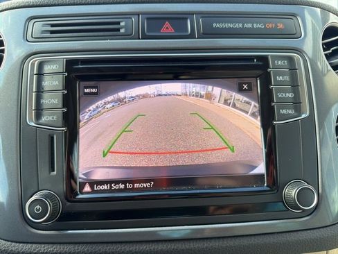 Used 2017 Volkswagen Tiguan Wolfsburg Edition image 24