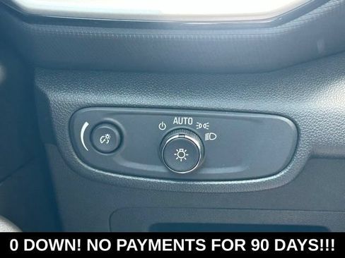 Used 2023 Chevrolet TrailBlazer LS w/ LPO, Blackout Package FWD image 19