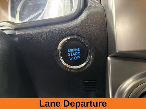 Used 2021 Toyota 4Runner Limited AWD/4WD image 16