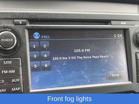 Used 2018 Nissan Titan SL w/ Chrome Package image 7