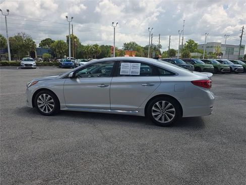 Used 2016 Hyundai Sonata Sport w/ Option Group 1V FWD image 6