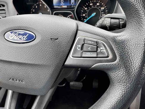Used 2019 Ford Escape SE FWD image 45