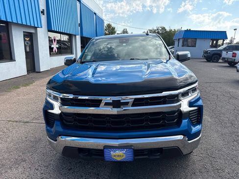 Used 2023 Chevrolet Silverado 1500 LT w/ Protection Package AWD/4WD image 3