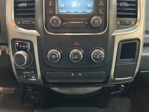 Used 2019 RAM 1500 Classic SLT image 15