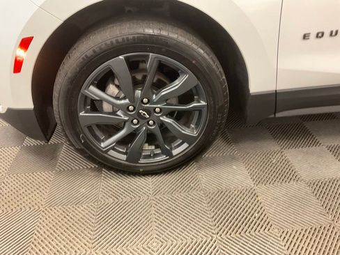 Used 2022 Chevrolet Equinox RS AWD/4WD image 12