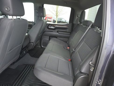 Used 2023 Chevrolet Silverado 1500 LT image 16