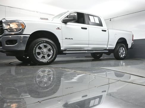 Used 2024 RAM 2500 Big Horn w/ Off Road Package AWD/4WD image 33