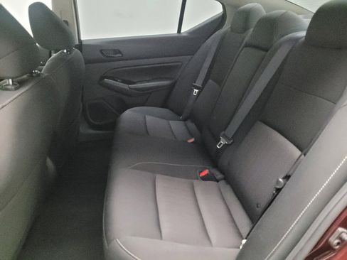 Used 2023 Nissan Altima 2.5 SV image 18