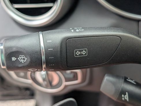 Used 2023 Mercedes-Benz C 300 Coupe image 26