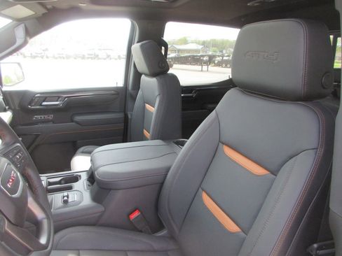 New 2026 GMC Sierra 1500 AT4 w/ AT4 Premium Package image 13