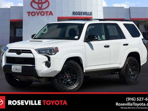 Certified 2021 Toyota 4Runner Venture w/ Moonroof Package AWD/4WD image 1