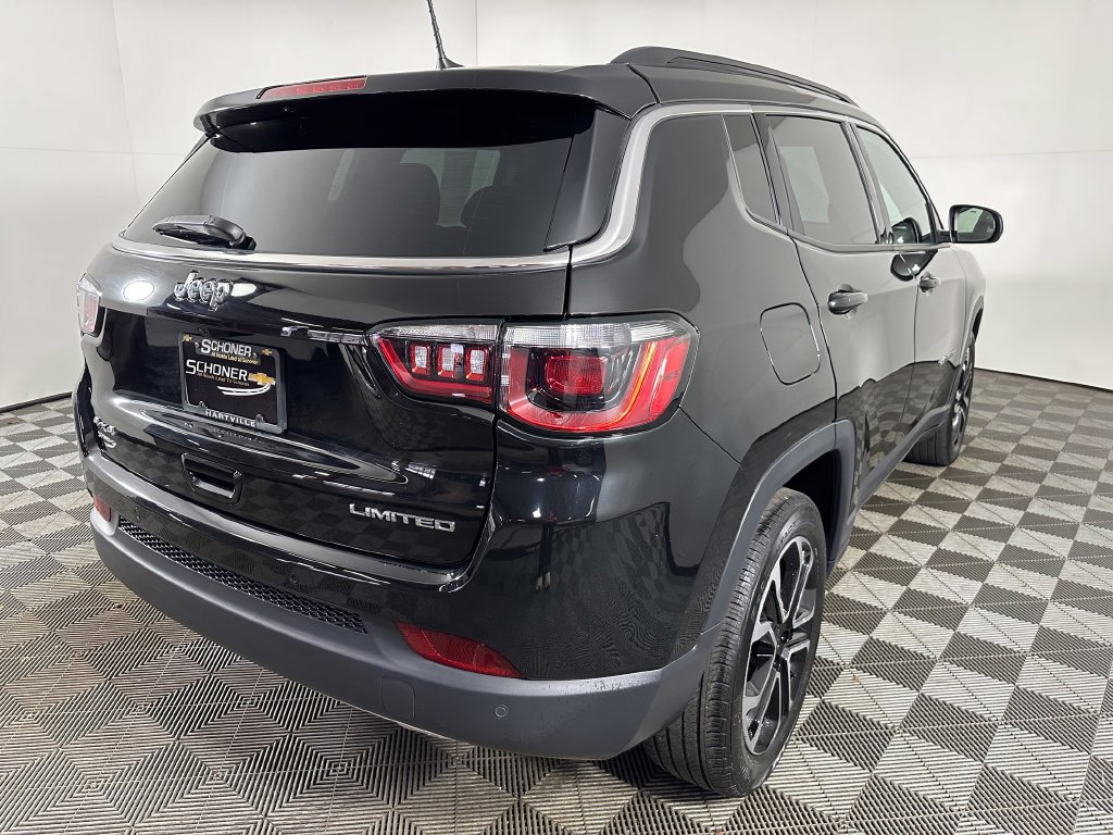 Used 2023 Jeep Compass Limited AWD/4WD image 4