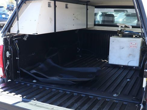 Used 2022 Toyota Tacoma SR image 23