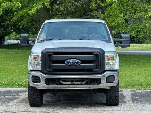 Used 2014 Ford F250 XL w/ Power Equipment Group AWD/4WD image 11