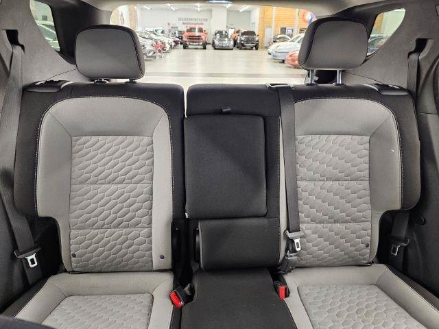 Used 2021 Chevrolet Equinox LS w/ LS Convenience Package FWD image 12