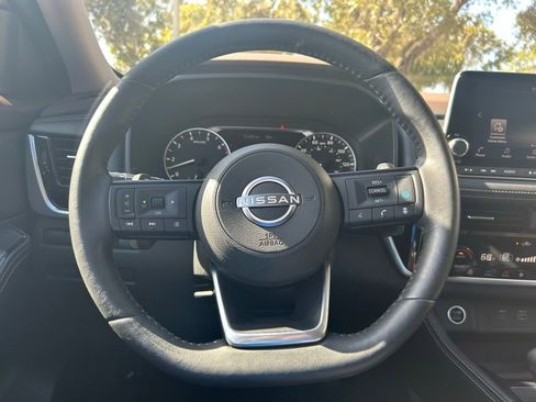 Used 2022 Nissan Rogue SL image 20