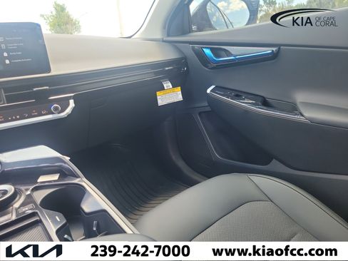 New 2026 Kia EV6 Light RWD image 18