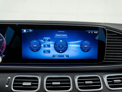 Used 2024 Mercedes-Benz GLE 350 4MATIC image 28