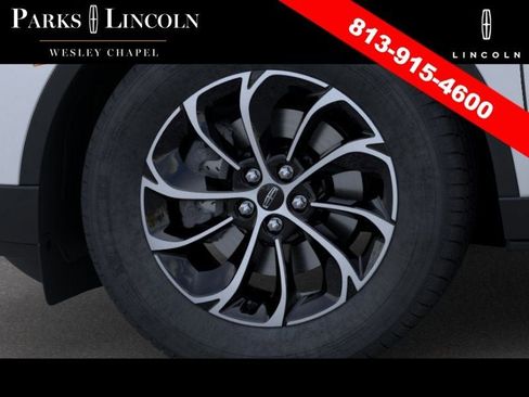 New 2026 Lincoln Nautilus Premier AWD/4WD image 19