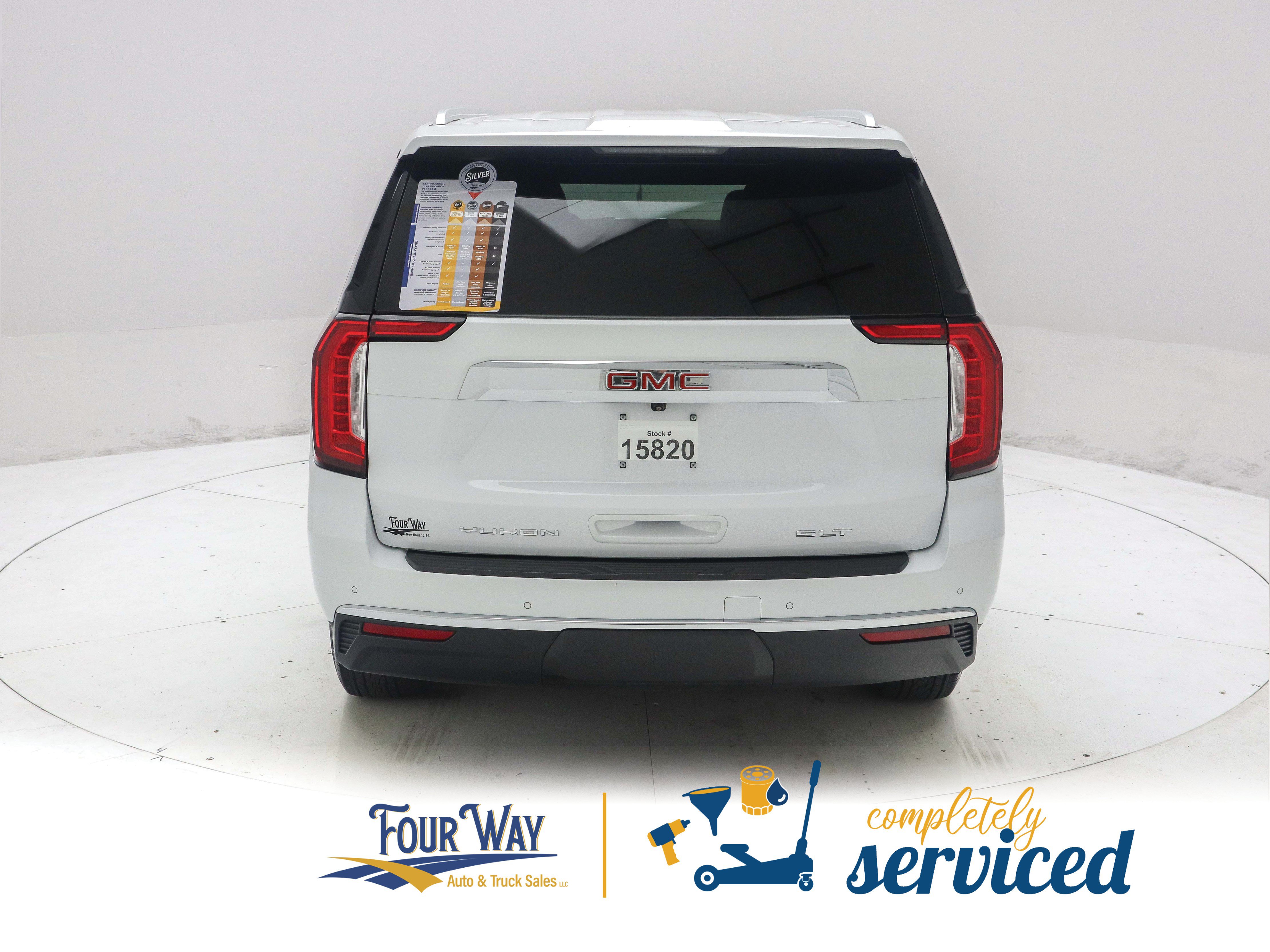Used 2023 GMC Yukon XL SLT AWD/4WD image 4