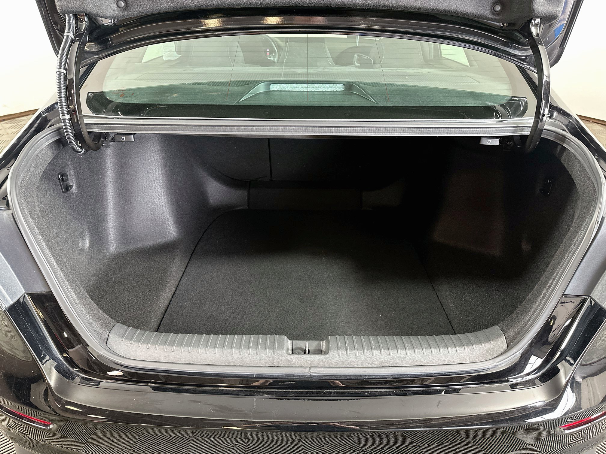 Used 2024 Honda Accord Sport image 24