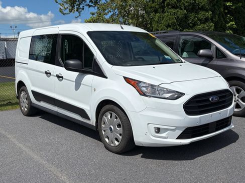 Used 2022 Ford Transit Connect XLT FWD image 2