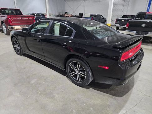 Used 2014 Dodge Charger SXT AWD/4WD image 7