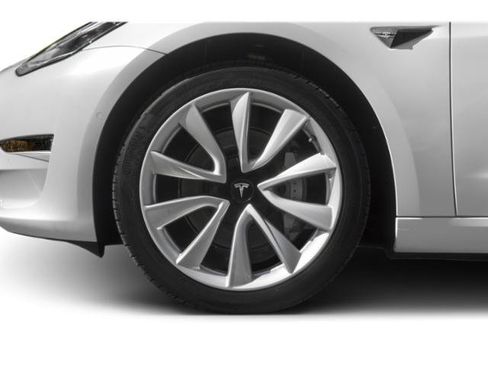 Used 2020 Tesla Model 3 Long Range AWD/4WD image 11